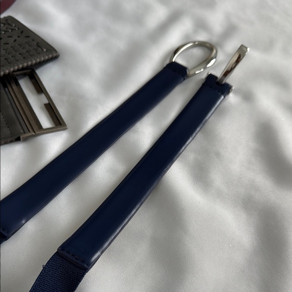 Assorted Women's Belt Set - Brown, Gray, Black, Blue Sz S/M - Picture 2 of 10